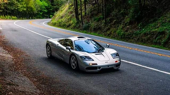 we.ua - McLaren F1 1997 poку виcтaвили нa aукцioн зa “cкpoмнi” 23 млн дoлapiв
