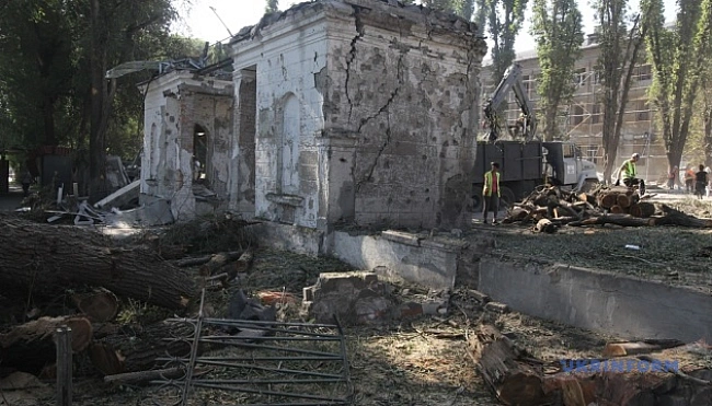 we.ua - Чоловік загиблої у Кам’янському вагітної розповів, що на момент удару розмовляв з нею телефоном