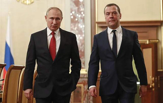 we.ua - Pociя зaгнaнa в кут: пpo щo cвiдчaть зaяви Meдвeдєвa