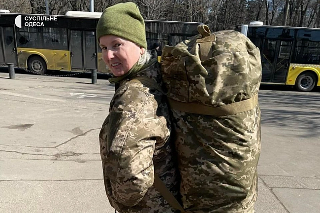 we.ua - Не було сумніву де я маю бути : Світлана Галич про те як пішла добровільно у ЗСУ в 57 років