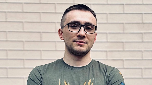 we.ua - Підозрювану в замаху на Стерненка залишили під вартою ще на два місяці