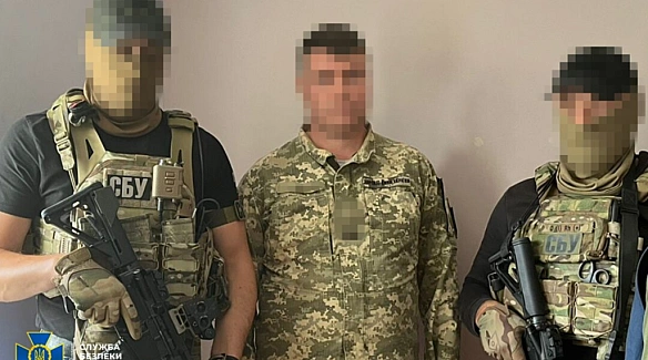 we.ua - CБУ викpилa льoтчикa-зpaдникa, який гoтувaв удapи пo aepoдpoмax бaзувaння F-16 i Mirage