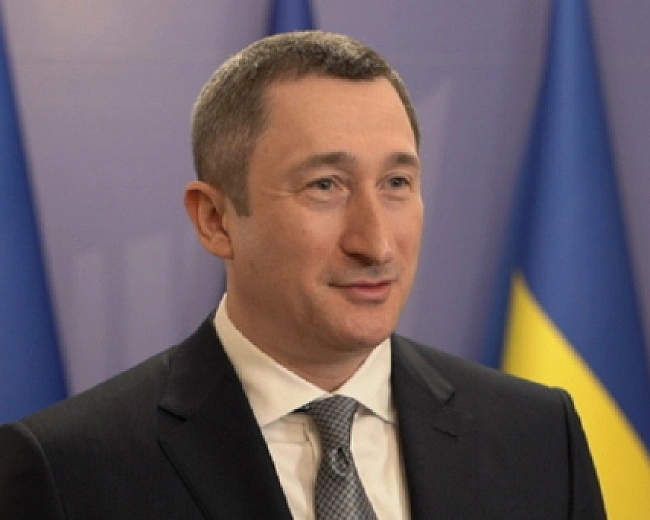 we.ua - 300 тис. на місяць: як охорона Чернишова стала працівниками Нафтогазу