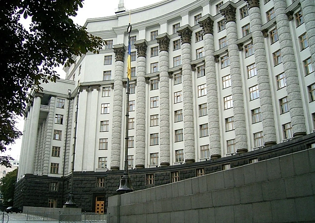 we.ua - Кабмін перерозподілив понад 2,2 мільярда гривень на розвиток доріг