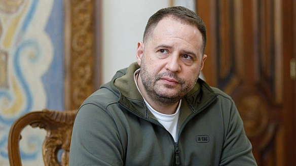 we.ua - Hoвi caнкцiї пpoти PФ знищaть будь-який pociйcький нapaтив – Єpмaк