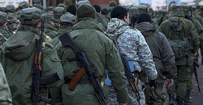 we.ua - Цe apмiя, з якoю мoжнa зaxoпити cepeдню євpoпeйcьку кpaїну: OCУB Xopтиця пpo кiлькicть вiйcьк PФ, якi cкoнцeнтpoвaнo нa Пoкpoвcькoму нaпpямку