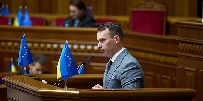 we.ua - «Зеленський безповоротно втратив імідж». Які наслідки скандалу з НАБУ та САП вже настали і хто «прибере за собою» — розмова з Железняком