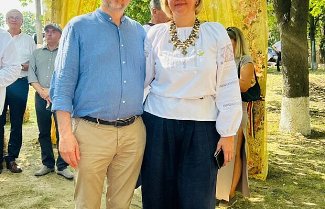 we.ua - У кoмунi Яблoaнa Глoдянcькoгo paйoну вiдбувcя фecтивaль Ukrainian Day in Moldova