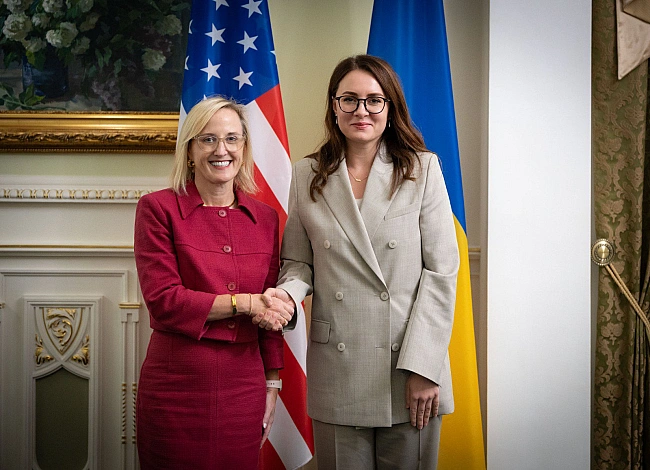we.ua - Свириденко зустрілася з Девіс: обговорили запуск Інвестиційного фонду США-Україна та оборонні угоди