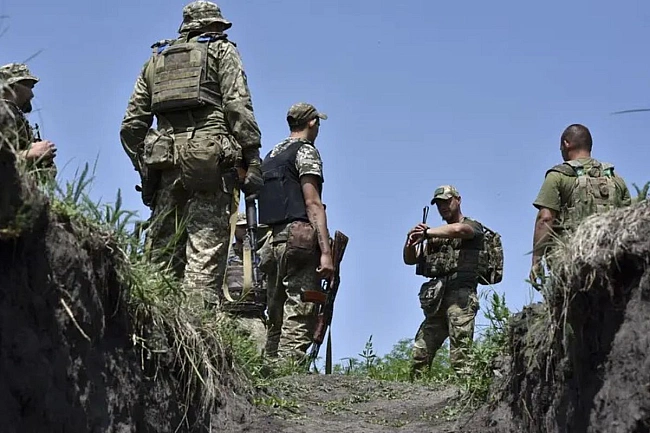 we.ua - Військовим нададуть додаткові 15 днів відпустки — Зеленський