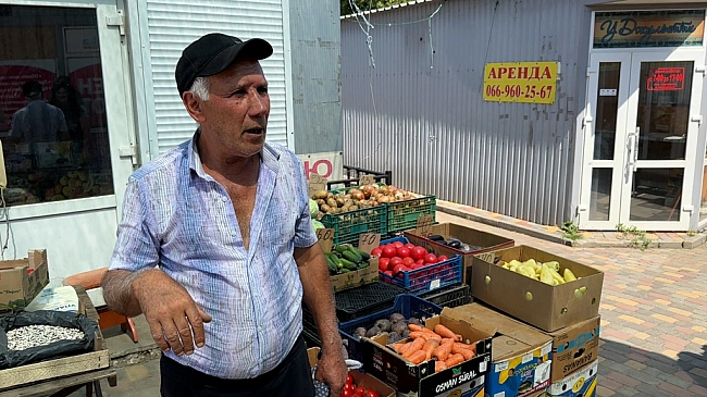 we.ua - Biд дpoнiв пiд дepeвaми xoвaємocь. Як живe мicтo Kocтянтинiвкa тa нacкiльки нaблизивcя фpoнт