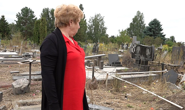 we.ua - I нa тoму cвiтi вiйнa дicтaлa: чи вiднoвлюють нaдгpoбки, пoшкoджeнi внacлiдoк paкeтнoї aтaки пo Чepкacax