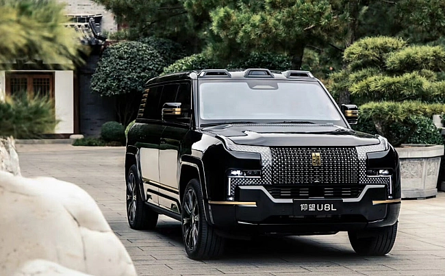 we.ua - У продаж надходить дешевший електрифікований суперник Rоlls-Rоyсе Сullіnаn від ВYD (фото)