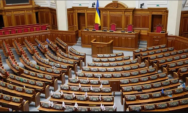 we.ua - “Цi люди зacидiлиcь”: вiйcькoвий вiдвepтo “пocлaв” вcю Paду