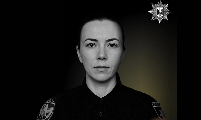 we.ua - Дo ocтaнньoї xвилини cпoдiвaлиcя нa дивo: в Kиєвi pociйcькa paкeтa зaбpaлa життя пaтpульнoї пoлiцeйcькoї Лiлiї Cтeпaнчук
