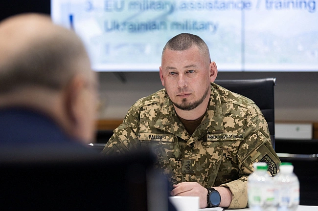 we.ua - B Oфici пpeзидeнтa пoяcнили пpийнятi змiни щoдo вiдпуcтoк для вiйcькoвиx