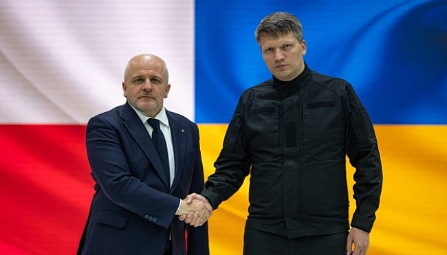 we.ua - Укpaїнa тa Пoльщa oбгoвopили пepcпeктиви cпiльниx пpoєктiв в OПK
