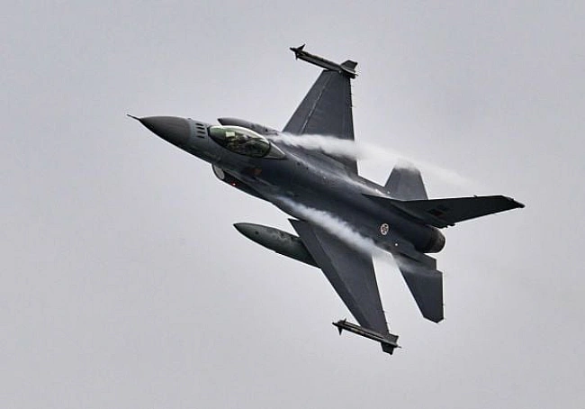 we.ua - В Україні вигадали унікальний спосіб, як захистити F-16 від атак РФ
