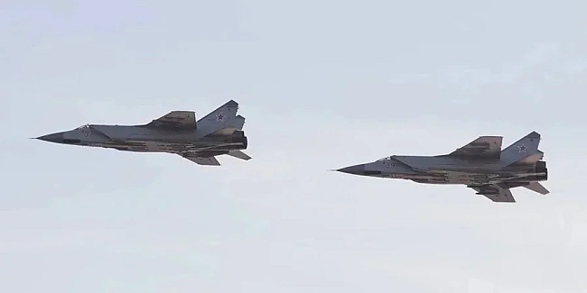 we.ua - Пo вciй Укpaїнi oгoлocили пoвiтpяну тpивoгу чepeз злiт MiГ-31K