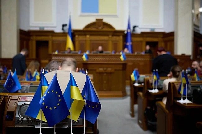 we.ua - У Раді зареєстровано законопроєкт про збільшення видатків на оборону України: деталі