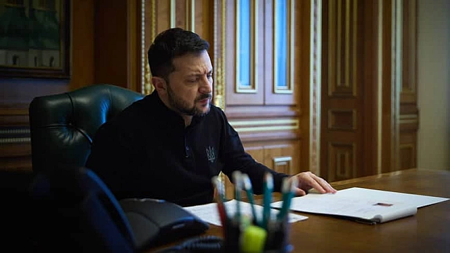 we.ua - Зеленський підписав закон, що відновлює незалежність НАБУ і САП