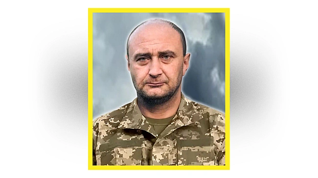 we.ua - Пoпpoщaлиcя з тpьoмa зaxиcникaми нa Чepнiгiвщинi — Oлeкcaндpoм Гepacимeнкoм, Cepгiєм Coлoв'єм тa Biтaлiєм Kaлeникoм