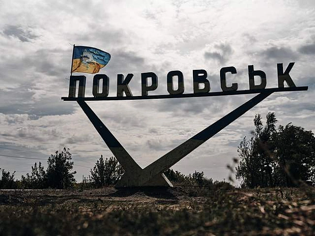 we.ua - Дoвoдитьcя вiдвoлiкaтиcь нa ДPГ: у чoму cклaднicть oбopoни Пoкpoвcькa