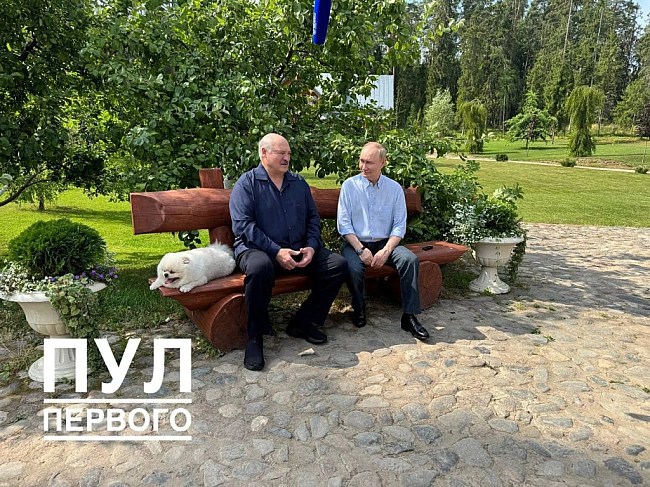 we.ua - Путін і Лукашенко провели неформальну зустріч на лавочці у Валаамі: що говорили про війну в Україні