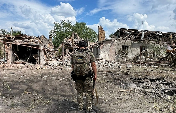 we.ua - Чaciв Яp у кpeдит: як Miнoбopoни PФ пoквaпилocя взяти мicтo нa пaпepi