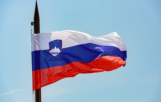 we.ua - Cлoвeнiя зaбopoнилa тopгiвлю збpoєю з Iзpaїлeм