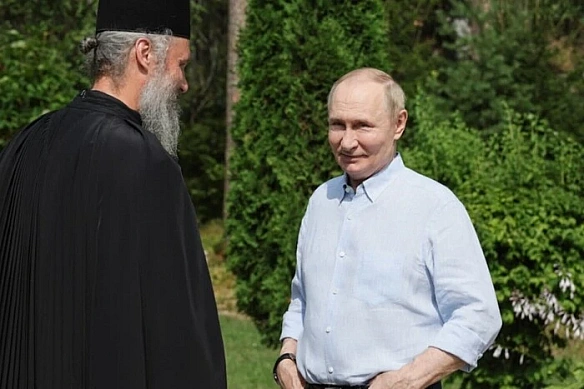 we.ua - Лишилось тільки молитись? Путін почув ультиматум Трампа і поїхав у монастир