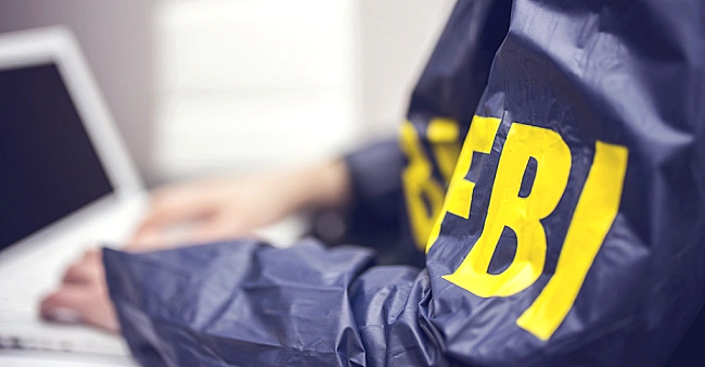 we.ua - ФБР вилучило ім'я Трампа з файлів Епштейна, - Вlооmbеrg