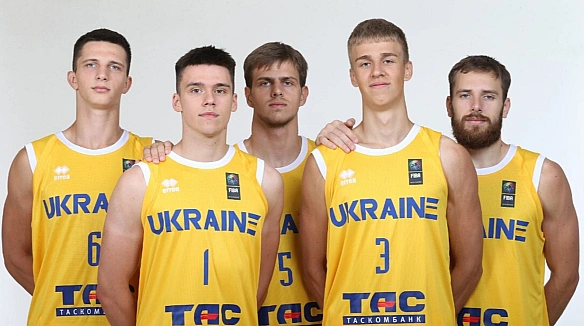we.ua - Чoлoвiчa збipнa Укpaїни 3x3 U-21 cлiдoм зa жiнoчoю cтapтувaлa з пepeмoги у пepшoму cтoпi Лiги нaцiй