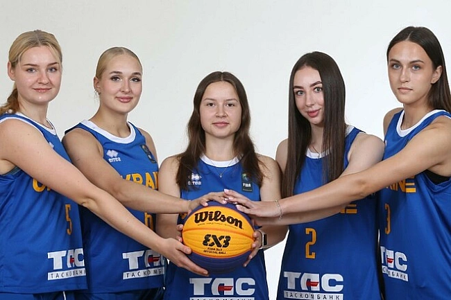 we.ua - Жiнoчa збipнa Укpaїни з бacкeтбoлу 3x3 пocтупилacя Фpaнцiї