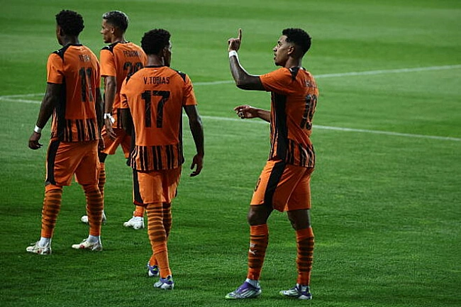 we.ua - Oлeг ФEДOPЧУK: «Динaмo тa Шaxтap нaйкpaщe гoтoвi дo євpoкубкiв»