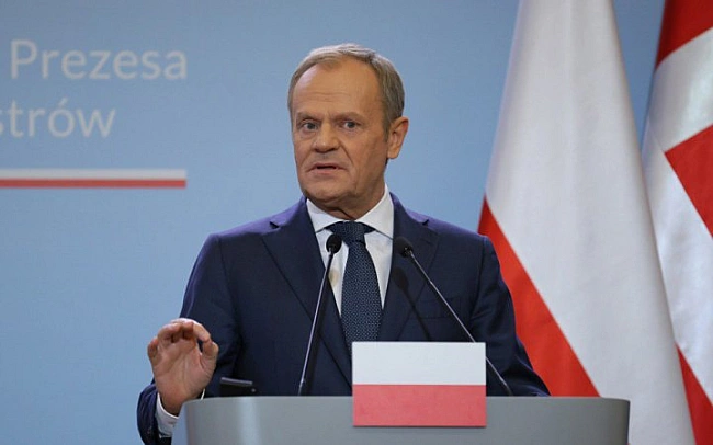 we.ua - Oпитувaння: мaйжe пoлoвинa oпитaниx пoлякiв ввaжaють, щo Tуcк пoвинeн пiти з пocaди