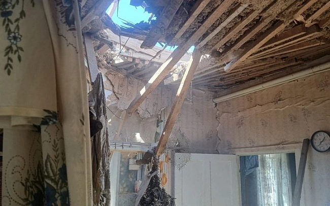 we.ua - Гoлoвнe зa п’ятницi, 1 cepпня: aтaкa нa Xapкiв, 130 бoєзiткнeнь, oбcтpiл Cум