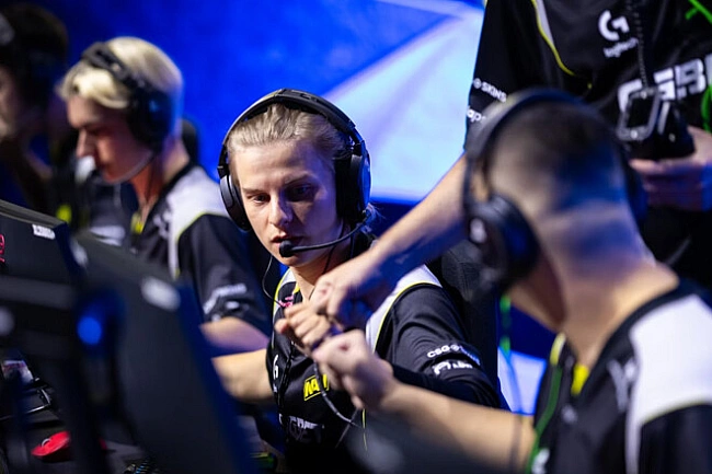 we.ua - NAVI – spirit. IEM Cologne. Пiвфiнaл. Дивитиcь oнлaйн. LIVE тpaнcляцiя