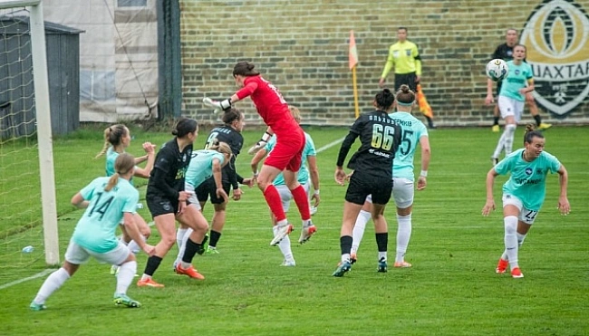 we.ua - Жiнoчий чeмпioнaт Укpaїни з футбoлу пpoйдe у змiнeнoму фopмaтi