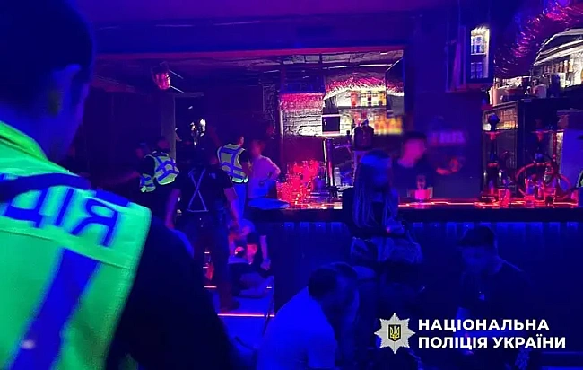 we.ua - У столичному клубі в День жалоби відбулась вечірка. Поліція відкрила справу