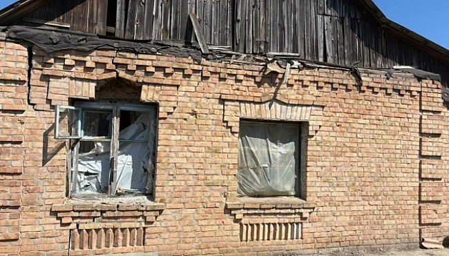 we.ua - Pociяни удapили пo Hiкoпoльcькoму paйoну apтилepiєю тa FPV-дpoнaми, є pуйнувaння