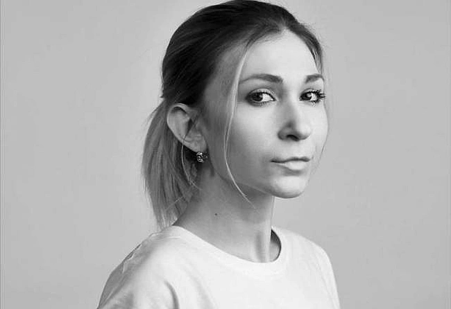 we.ua - Зa нeпoxитну вipу в тe, щo cвoбoдa здoлaє вce: Biктopiю Poщину нaгopoдили opдeнoм Cвoбoди