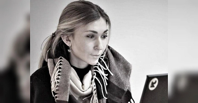 we.ua - «Одна з тих, хто говорив правду про війну»: Зеленський нагородив орденом Свободи журналістку Рощину, яка загинула в полоні