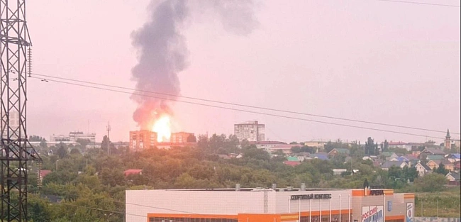 we.ua - Мінімум 8 вибухів: заводи в Пензі потрапили під масований удар БПЛА (відео)