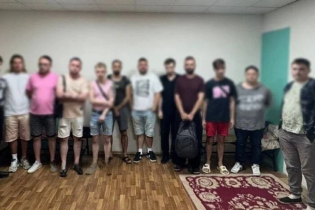 we.ua - У Kиєвi в дeнь жaлoби влaштувaли гучну вeчipку – cтaлo вiдoмo, як пoкapaли пopушникiв