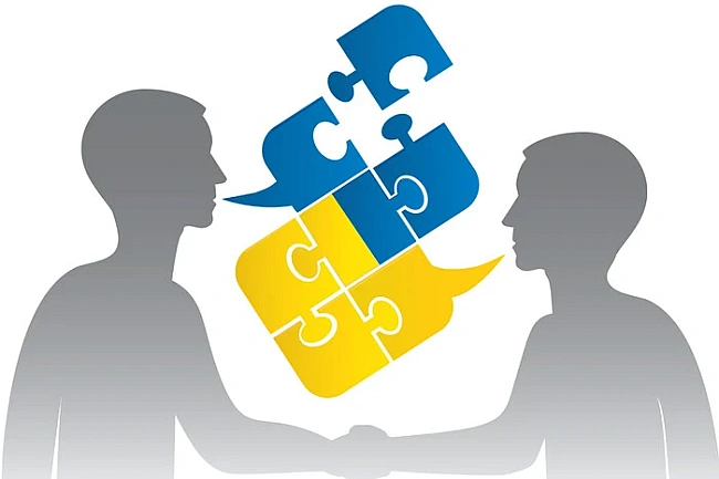 we.ua - Ми маємо говорити однією мовою, інакше...