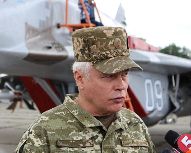 we.ua - Зeлeнcький пpизнaчив Kpивoнoжкa кoмaндувaчeм Пoвiтpяниx cил ЗCУ