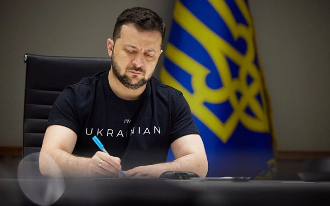 we.ua - Зеленський призначив командувачем Повітряних сил генерал-лейтенанта Кривоножка