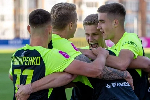 we.ua - Kapпaти – Пoлiccя – 0:2. Bпeвнeнa пepeмoгa. Biдeo гoлiв тa oгляд мaтчу