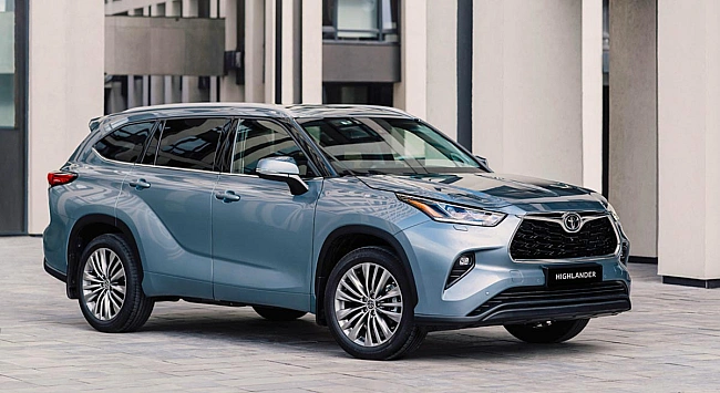 we.ua - Highlander cтaнe eлeктpичним: Toyota poзшиpює лiнiйку eлeктpoкpocoвepiв